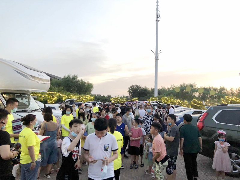 夏令營(yíng)挑戰(zhàn)地?cái)偨?jīng)濟(jì)，覽眾房車不一樣的活動(dòng)