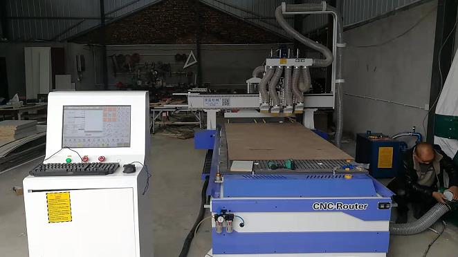 感謝四川成都老板采購1325型四工序帶開料機(jī)一臺(圖1) 感謝四川成都老板采購1325型四工序帶開料機(jī)一臺(圖1)